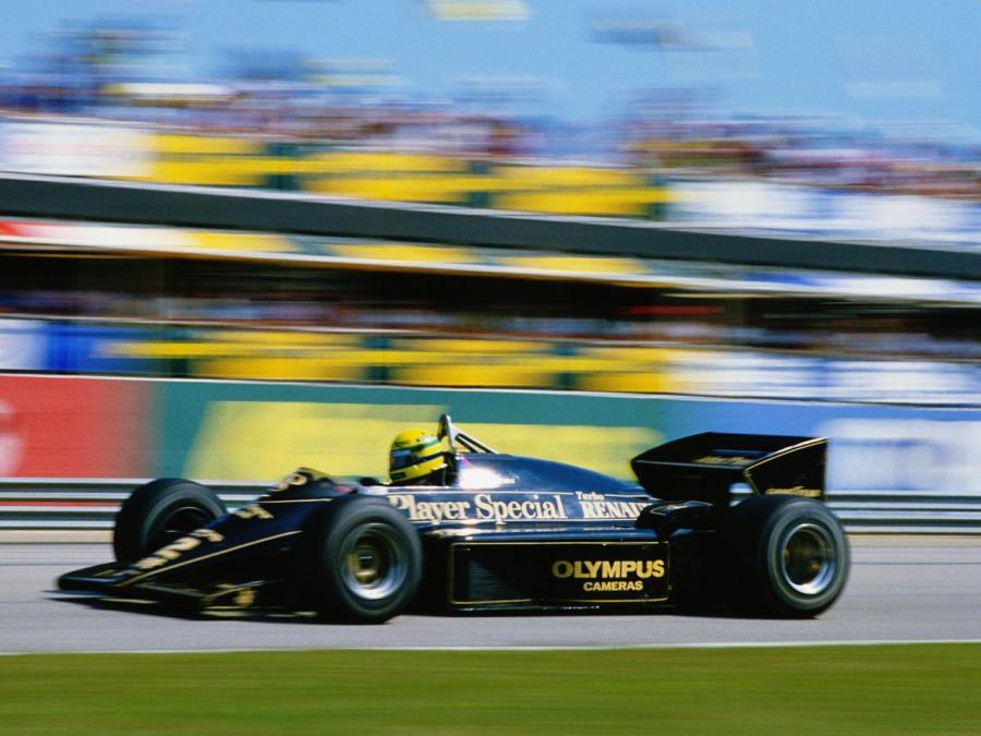  Lotus 97T 1985 года  (фото 6 из 9)